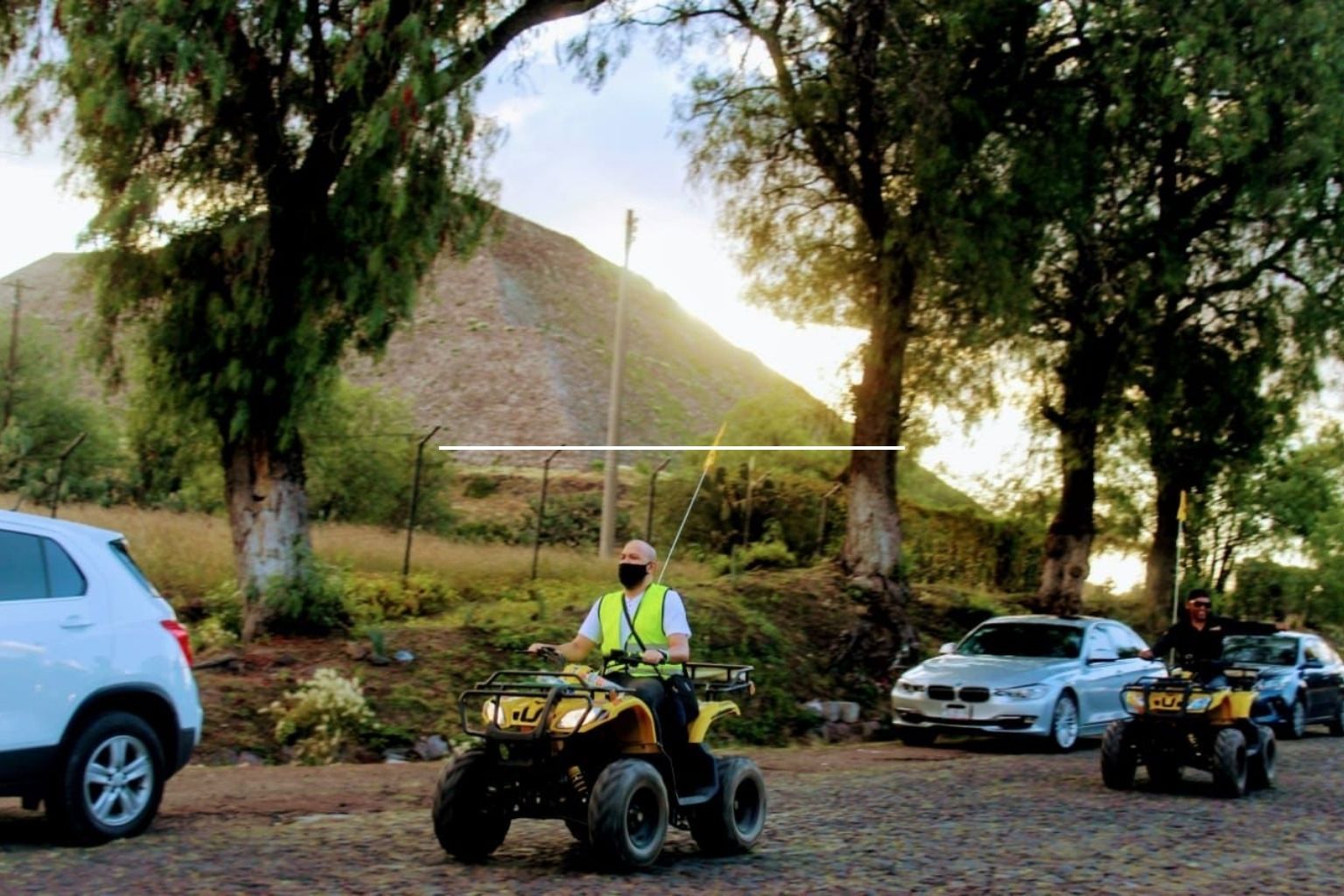 Detalle de cuatrimoto usada en tours off-road en Teotihuacán