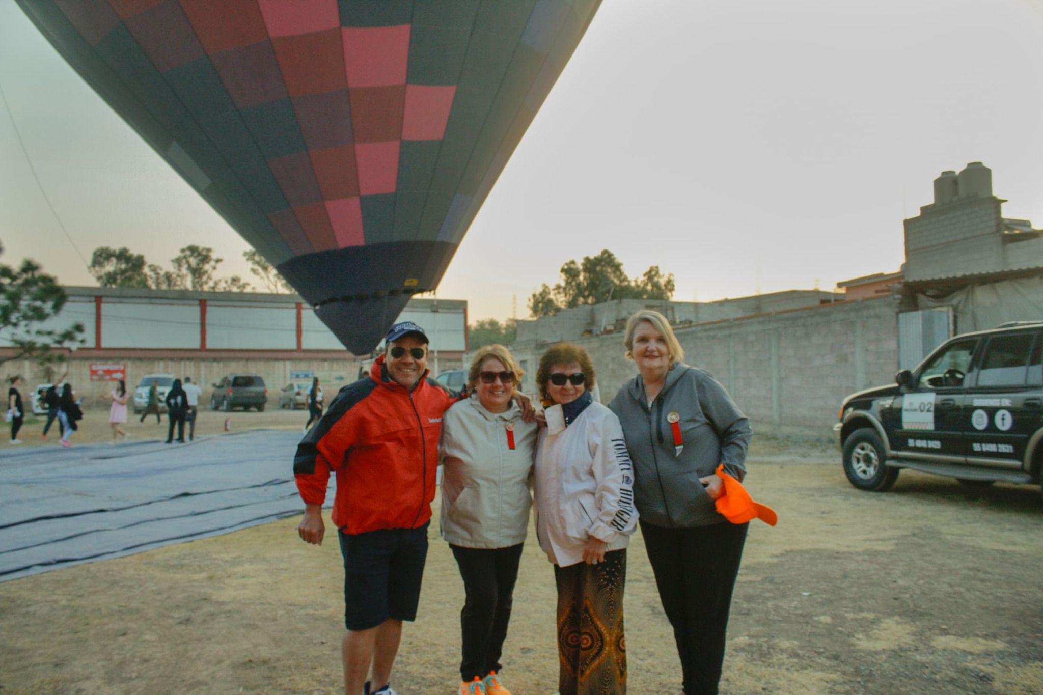 Detalle de mural prehispánico en Teotihuacán durante tour cultural